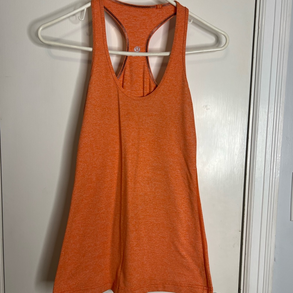 Lululemon workout tank top.